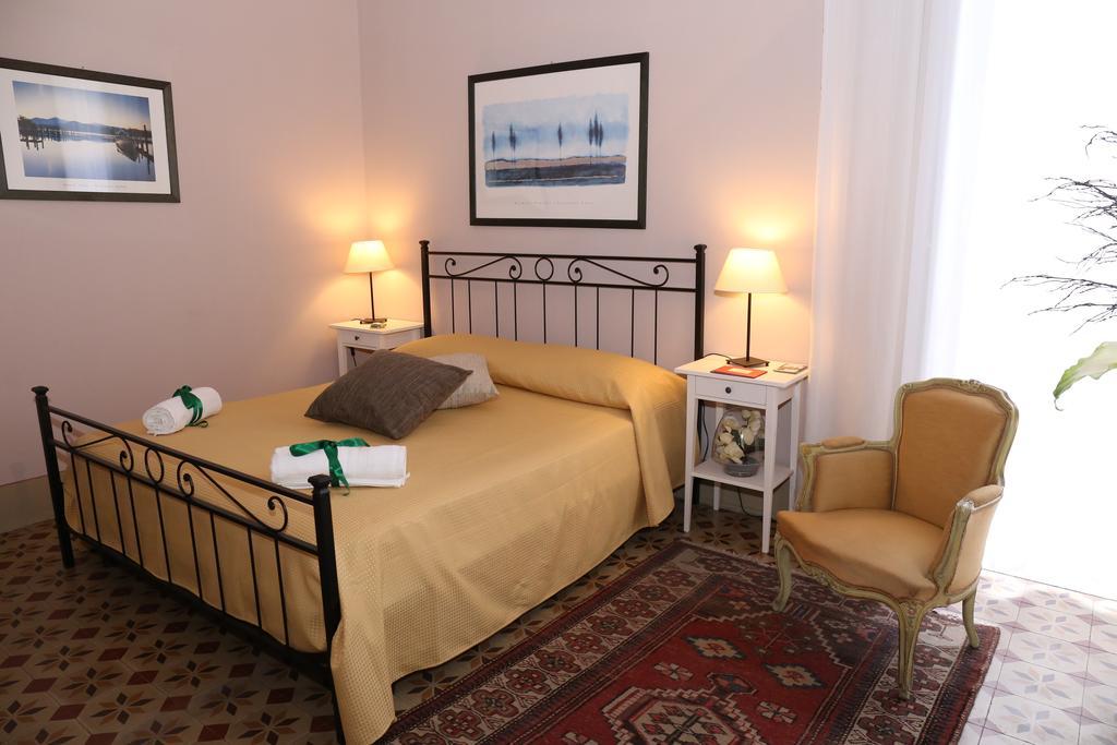 Casa Elide Bed and Breakfast Catania Exteriör bild